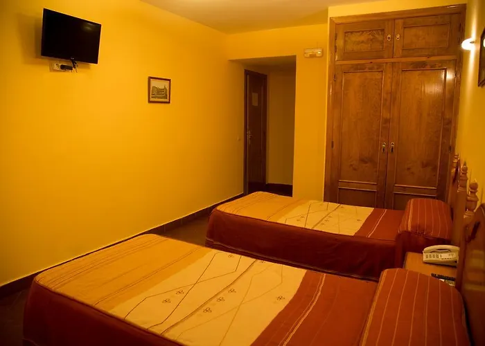 Affittacamere Hueso 2*