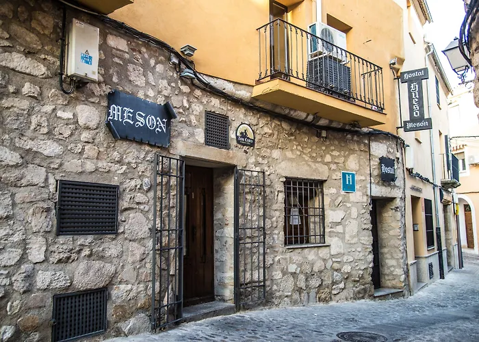 Guest house Hueso 2*