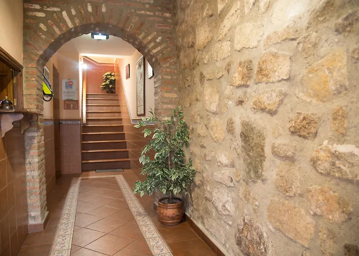 Guest house Hueso 2*