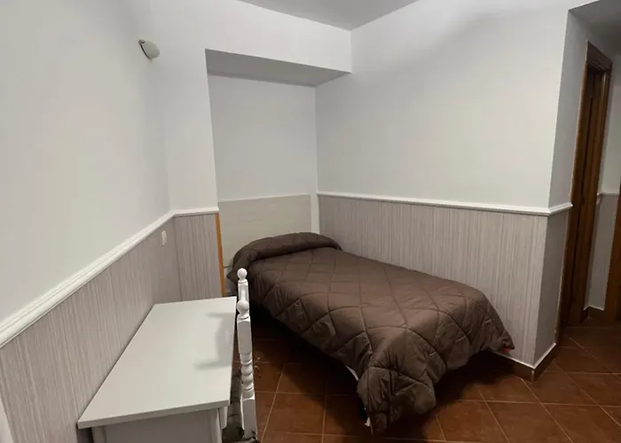 Hueso Guest house 2*