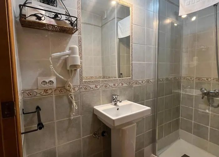 Guest house Hueso 2*