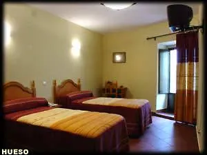 Hueso 2* Trujillo